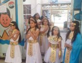 بالزى "الفرعونى والبمبوطية".. فتيات "التنيس" ببورسعيد تستقبلن الناخبين "صور"