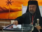 بطريرك الأقباط الكاثوليك يدلى بصوته فى الانتخابات الرئاسية.. صور