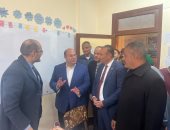 نائب محافظ الجيزة يتفقد لجان الاقتراع بمنشأة القناطر.. صور