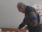 الفنان محمد التاجى يدلى بصوته بانتخابات الرئاسة بمعهد الفتيات بمصر الجديدة