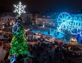 بولندا تستقبل العام الجديد بالزينات المبهرة وأسواق أعياد الميلاد