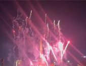 الألعاب النارية تُضىء سماء ميدان التحرير احتفالا بفوز الرئيس السيسى.. فيديو