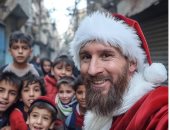نجوم بملابس بابا نويل يلتقطون سيلفى مع أطفال غزة بالذكاء الاصطناعى