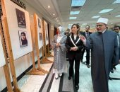 قيادات الأزهر ووزيرة الثقافة يفتتحون معرضا لأعمال الطلاب الموهوبين
