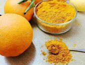 وصفات طبيعية للحصول على الشفاه اللامعة.. منها قشر البرتقال 