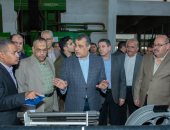 وزير الإنتاج الحربى يتفقد شركة أبو زعبل للصناعات الهندسية 