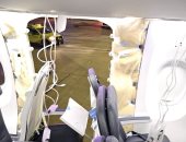 انفجار نافذة فى الجو لطائرة ركاب تابعة لخطوط ألاسكا الجوية.. فيديو