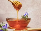 لو عندك دور برد أو كحة.. هل يمكن للعسل أن يساعد فى تخفيف السعال؟