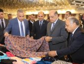 محافظ سوهاج يفتتح "دكان الفرحة" لتوفير 30 ألف قطعة ملابس للأسر الأولى بالرعاية