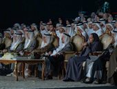 حاكم الشارقة يشهد عرض مسرحية "مجلس الحيرة" ضمن مهرجان الشعر العربى