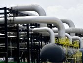 سلطنة عمان تمدد تخفيض إنتاجها من النفط الخام حتى يونيو المقبل