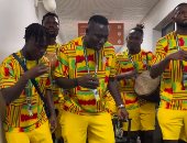 وصلة رقص من نجوم منتخب غانا قبل مواجهة الرأس الأخضر.. فيديو