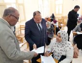 نائب رئيس جامعة الأزهر للوجه القبلي يتابع سير أعمال الامتحانات فى أسوان