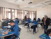 طلاب مدارس التكنولوجيا التطبيقية يؤدون امتحانات الفصل الدراسى الأول 