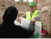 حملة "ستر ودفا وإطعام" تجوب محافظة الشرقية لتوزيع بطاطين وألحفة الشتاء