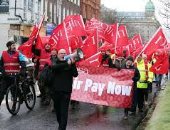 الأكبر في التاريخ.. إضراب أكثر من 170 ألف موظف عام فى أيرلندا الشمالية