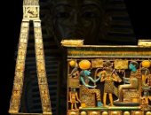 مقتنيات المتحف المصري.. شاهد قلادة تتويج الملك توت عنخ آمون