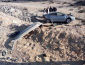 إصابة 3 أشخاص نتيجة تصادم 3 سيارات على طريق أبو عروق شرق قناة السويس.. صور