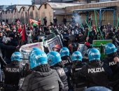اشتباكات عنيفة احتجاجا على مشاركة إسرائيليين فى معرض تجارى فى إيطاليا