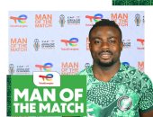 موسيس سيمون يفوز بجائزة أفضل لاعب في مباراة نيجيريا وغينيا بيساو 