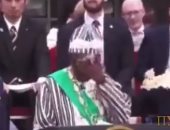 رئيس ليبيريا الجديد يتعرض لوعكة صحية خلال حفل تنصيبه 