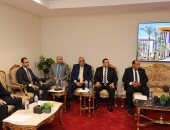  وزير العدل يلتقي مجلس إدارة نادي قضاة بورسعيد بالعاصمة الإدارية 