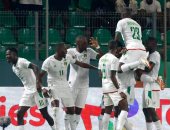 منتخب موريتانيا يفجر مفاجأة ويقصى الجزائر من كأس أمم أفريقيا.. فيديو