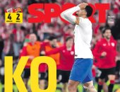 سقوط برشلونة فى الكأس وتأهل ليفربول لنهائى الرابطة على رأس عناوين صحف العالم