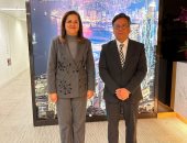 وزيرة التخطيط تدعو وزير التجارة والتنمية الاقتصادية بهونج كونج لزيارة مصر