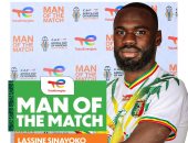 لاسين سينايوكو أفضل لاعب في مباراة منتخب مالي ضد بوركينا فاسو