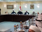 محافظ بورسعيد ووزير الأوقاف يلتقيان رؤساء مسابقة القرآن
