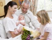 قواعد إتيكيت مهمة في حالات الولادة.. الحضور للدرجة الأولى وممنوع الزغاريد
