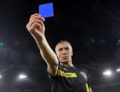 فيفا يحسم الجدل حول تطبيق البطاقة الزرقاء فى المباريات