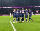 باريس سان جيرمان يبتعد بصدارة الدوري الفرنسي بثلاثية ضد ليل