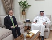مسؤول بالجامعة العربية يبحث مع سفير اليابان تطورات الأوضاع فى غزة