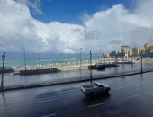 أمشير تفوق على طوبة.. 3 أيام صقيع وأمطار رعدية بـ"نوة الشمس" بالإسكندرية.. فيديو
