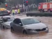 فيضانات عارمة تغرق شوارع مدينة "نتانيا" المحتلة من قبل إسرائيل.. صور