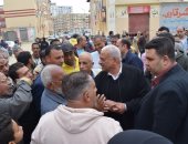محافظ السويس يتفقد أعمال التطوير والتنسيق الحضارى بمدينة الإيمان بحى الأربعين