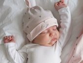 لو أم جديدة.. نصائح صحية لتنظيم نوم طفلك