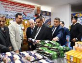 وزير التنمية المحلية ومحافظ جنوب سيناء يتفقدان معرض أهلا رمضان بشرم الشيخ