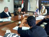 نائب محافظ القاهرة تناقش إجراءات تقنين أوضاع مصانع شق الثعبان