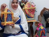كرتون وقماش خيامية.. "هدير" تقدم فكرة بسيطة لصناعة فانوس رمضان بدمياط.. صور وفيديو