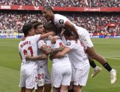 إشبيلية يتخطى سوسيداد 3 - 2 فى مباراة مثيرة بالدوري الإسباني.. فيديو