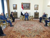 الرئيس السيسى يؤكد سعى مصر لتجاوز التحديات العالمية وتحقيق طفرة فى مساحة الأراضى الزراعية