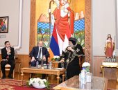 البابا تواضروس الثانى يستقبل رئيس وزراء أرمينيا.. صور 