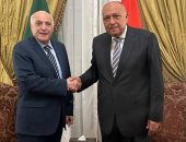 ‏وزير الخارجية يبحث مع نظيره الجزائرى التحديات الإقليمية المشتركة 