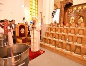 البابا تواضروس الثانى يوضح مراحل عمل زيت الميرون المقدس 