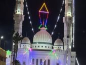 مسجد يُزين قناة.. شاهد جمال أكبر مسجد مُطل على قناة السويس (فيديو وصور)