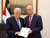 محمود عباس يدعو رئيس الحكومة الفلسطينية الجديد لتوحيد مؤسسات الدولة والإصلاح