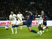 باريس سان جيرمان يسحق نيس ويتأهل لنصف نهائي كأس فرنسا.. فيديو